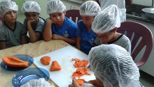 EMVAP PROJETO - Preparação de Salada de Frutas